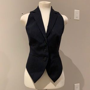 Fitted Vest